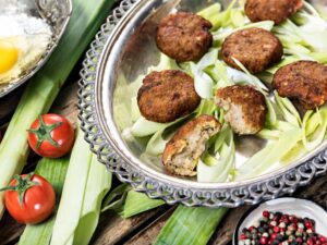 קייטרינג בשרי בירושלים | קציצות כרישה (פרסה) | חנות לאוכל מוכן | האחוזה קייטרינג