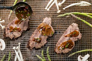 קייטרינג בשרי בירושלים | צלי בקר ברוטב | חנות לאוכל מוכן | האחוזה קייטרינג