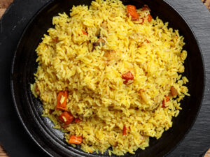 אורז מאלובה-אורז צהוב בתוספת שלל ירקות