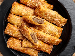 מאפה פילס במילוי בשר